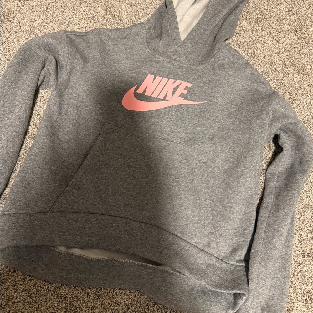 Nike girls Heather Gray Hoodie with Pink Swoosh